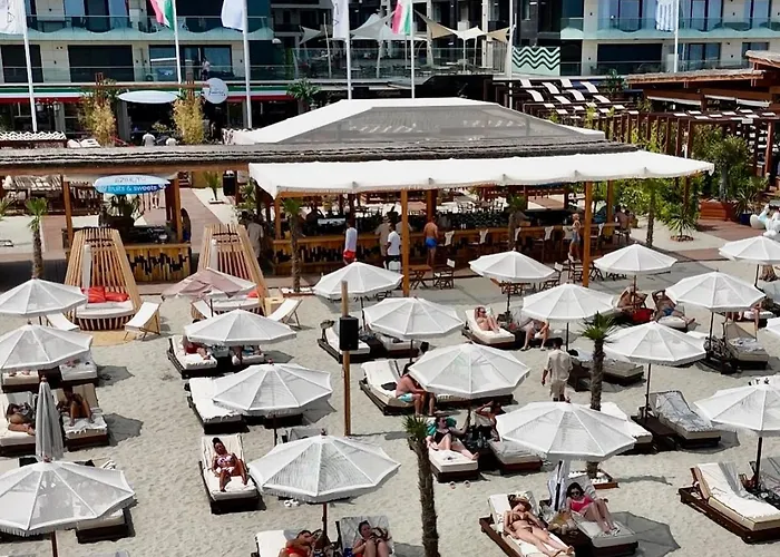 Long 2 Lejlighed Năvodari