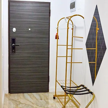Long 2 * Năvodari